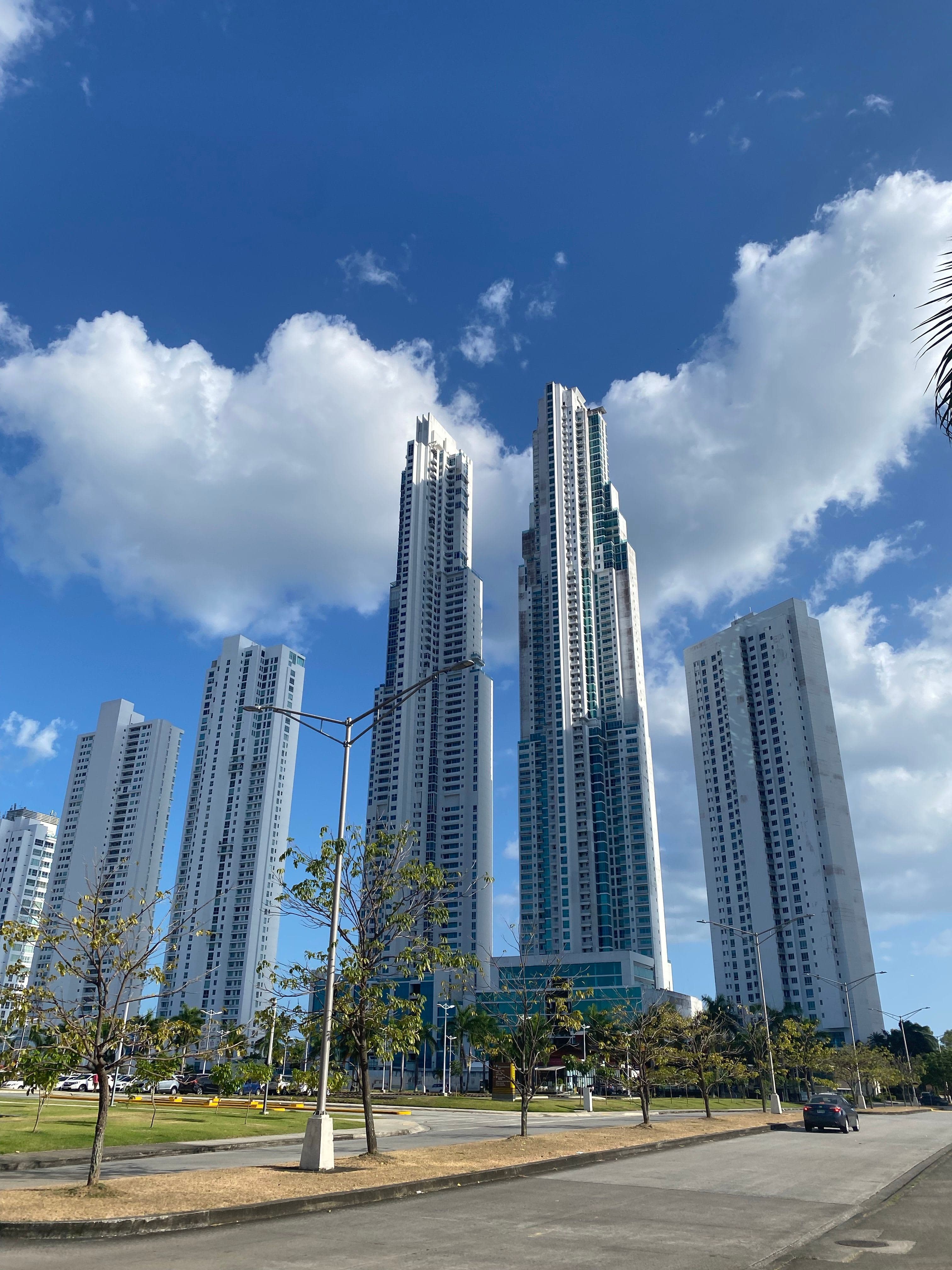 Vivir en Costa del Este, Panamá: guía completa 2026