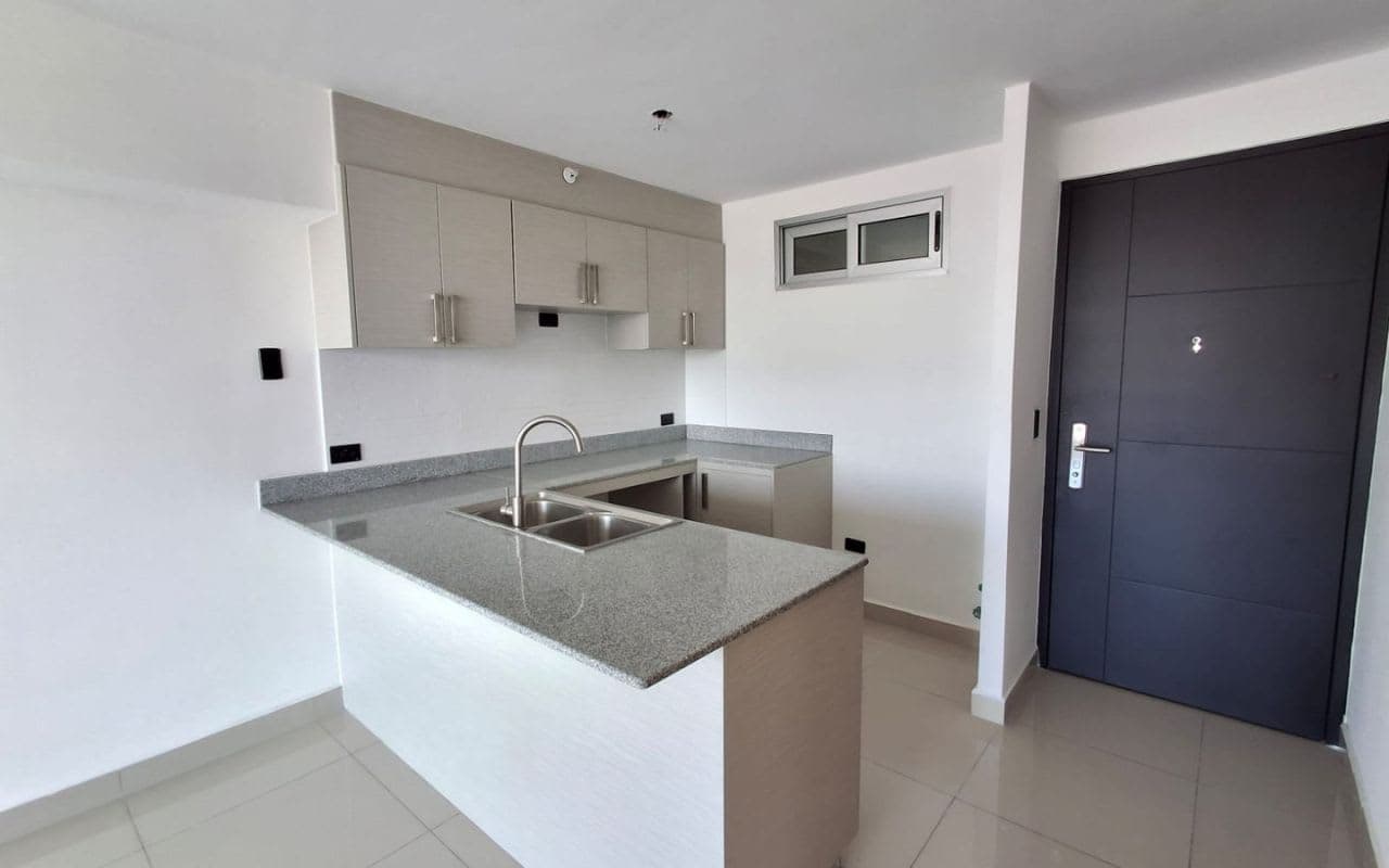 Torre 74 — Betania, Panamá — foto 4