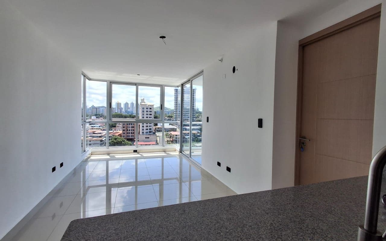 Torre 74 — Betania, Panamá — foto 3